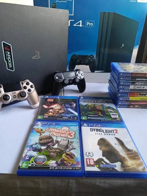Игровая приставка PlayStation4 pro + 700игр, черный