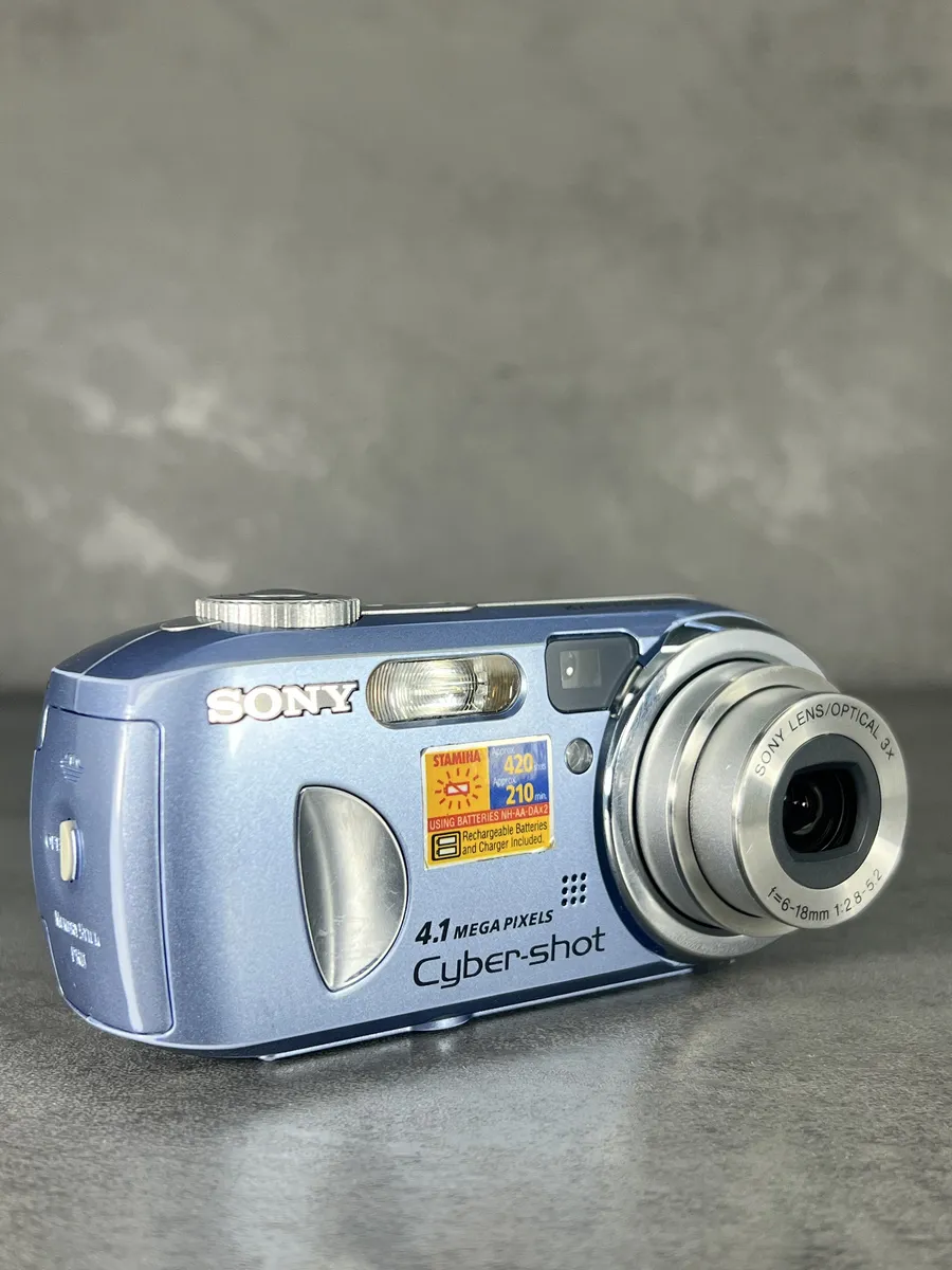 SONY Цифровой фотоаппарат Cyber-shot DSC-P73