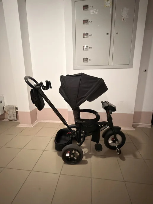 Велосипед трехколесный детский Bamzione B2 с ручкой, черный